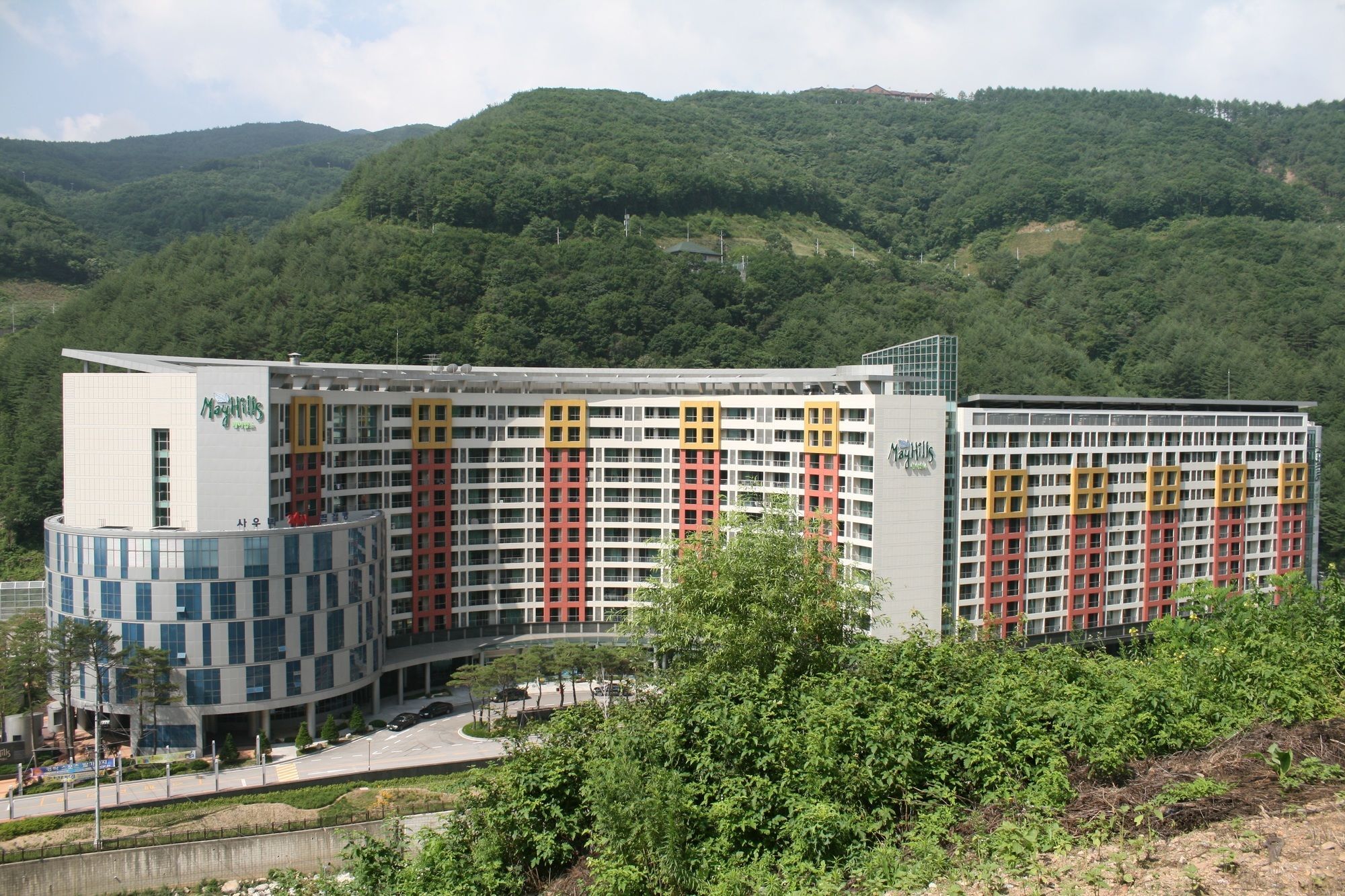 Jeongseon Mayhills Resort Exterior photo